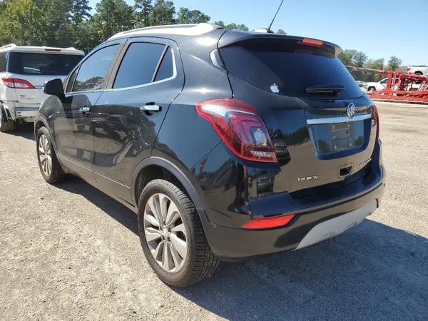 KL4CJASB2JB651631 2018 BUICK ENCORE - Image 2