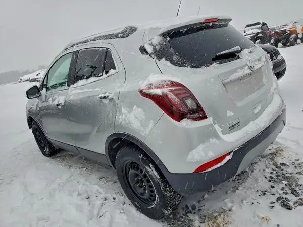 KL4CJASB2JB654965 2018 BUICK ENCORE - Image 2