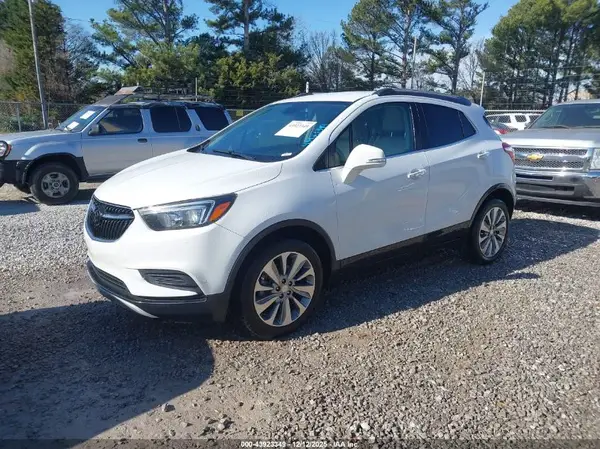 KL4CJASB2JB673483 2018 BUICK ENCORE - Image 2