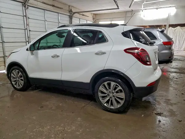 KL4CJASB2JB676559 2018 BUICK ENCORE - Image 2
