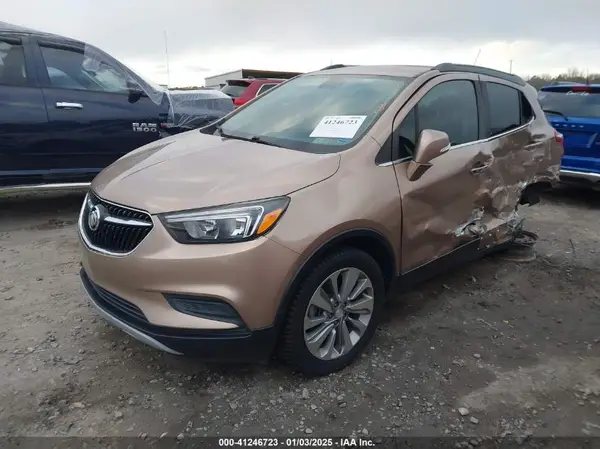 KL4CJASB2JB705784 2018 BUICK ENCORE - Image 2