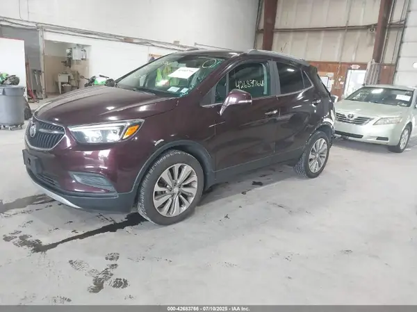 KL4CJASB2JB706580 2018 BUICK ENCORE - Image 2