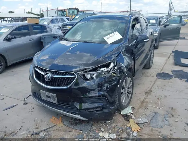 KL4CJASB2JB711794 2018 BUICK ENCORE - Image 2