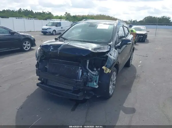 KL4CJASB2JB715781 2018 BUICK ENCORE - Image 2