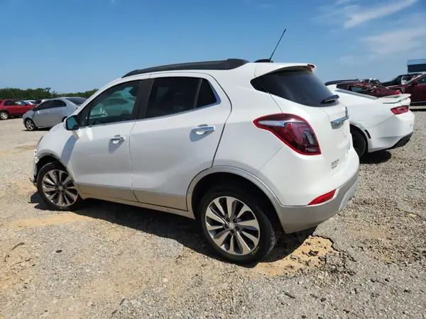 KL4CJASB2JB715988 2018 BUICK ENCORE - Image 2