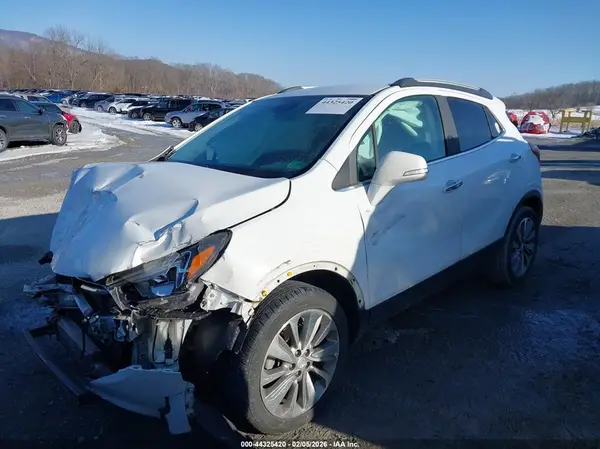 KL4CJASB2KB733912 2019 BUICK ENCORE - Image 2