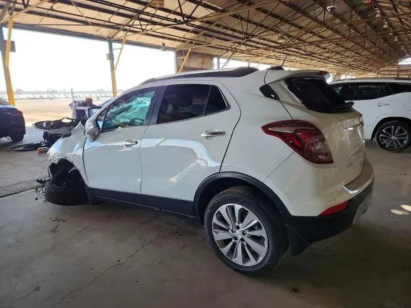 KL4CJASB2KB781619 2019 BUICK ENCORE - Image 2