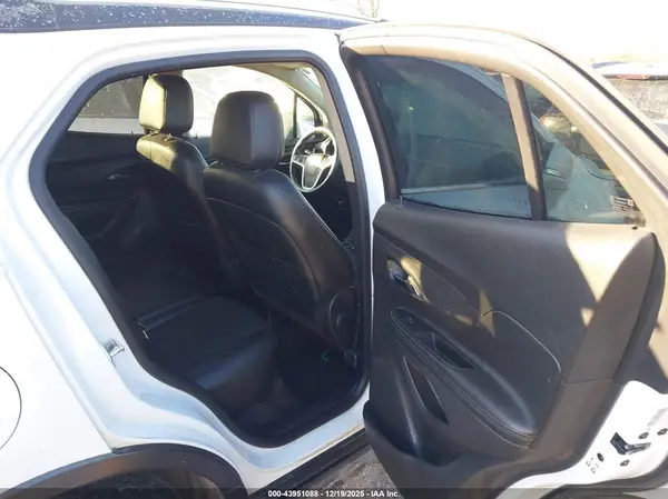 KL4CJASB2KB784343 2019 BUICK ENCORE - Image 8