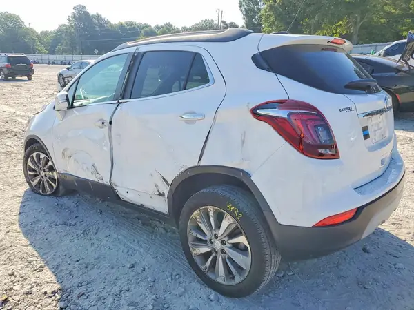 KL4CJASB2KB792037 2019 BUICK ENCORE - Image 2