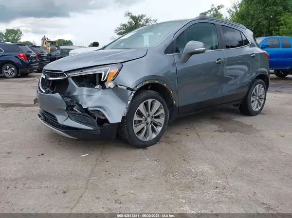 KL4CJASB2KB869618 2019 BUICK ENCORE - Image 2