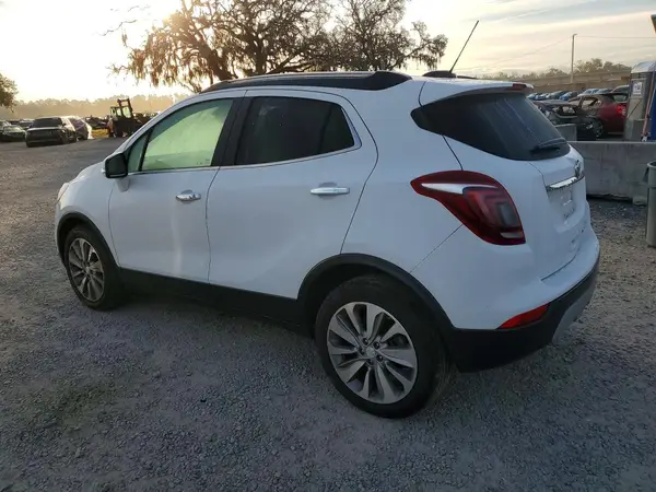 KL4CJASB2KB883261 2019 BUICK ENCORE - Image 2