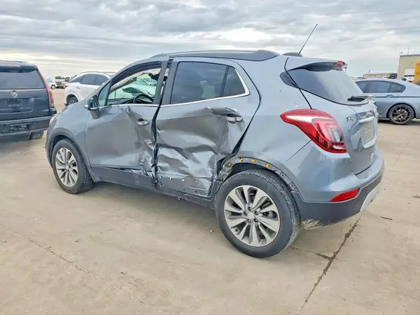 KL4CJASB2KB914833 2019 BUICK ENCORE - Image 2