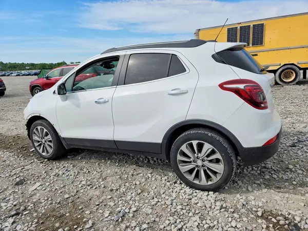 KL4CJASB2LB002141 2020 BUICK ENCORE - Image 2