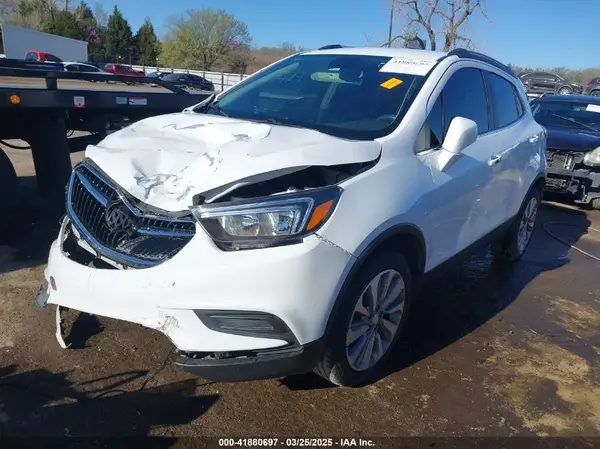 KL4CJASB2LB081715 2020 BUICK ENCORE - Image 2