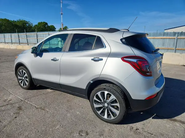 KL4CJASB2MB300402 2021 BUICK ENCORE - Image 2