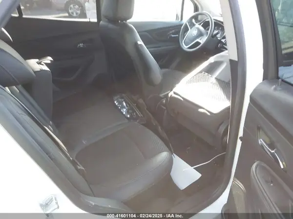 KL4CJASB2MB335487 2021 BUICK ENCORE - Image 8
