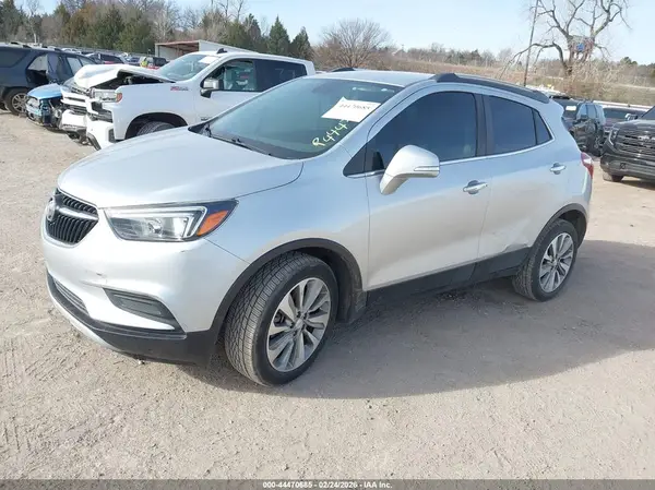 KL4CJASB3HB033972 2017 BUICK ENCORE - Image 2