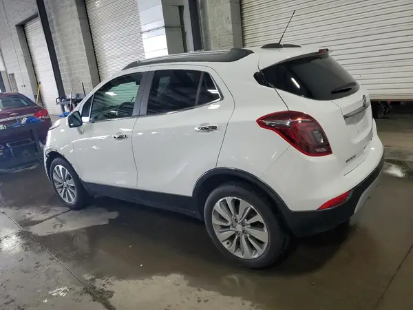 KL4CJASB3HB063943 2017 BUICK ENCORE - Image 2