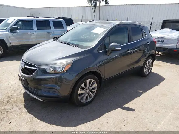 KL4CJASB3HB075106 2017 BUICK ENCORE - Image 2