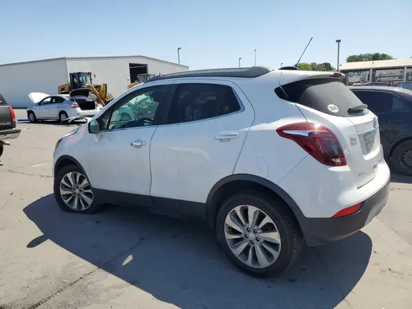 KL4CJASB3HB174427 2017 BUICK ENCORE - Image 2
