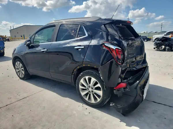 KL4CJASB3HB176565 2017 BUICK ENCORE - Image 2