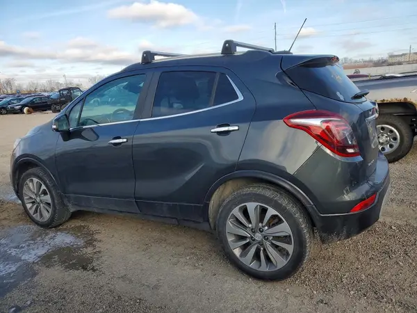 KL4CJASB3JB513256 2018 BUICK ENCORE - Image 2