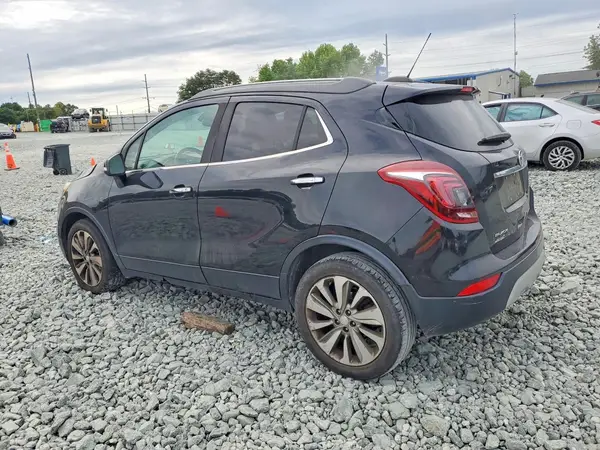 KL4CJASB3JB517775 2018 BUICK ENCORE - Image 2