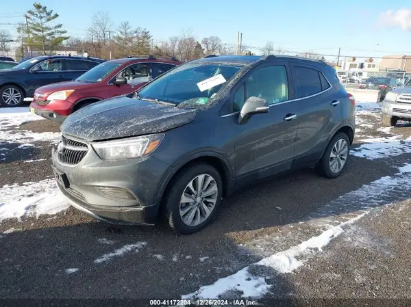 KL4CJASB3JB573232 2018 BUICK ENCORE - Image 2
