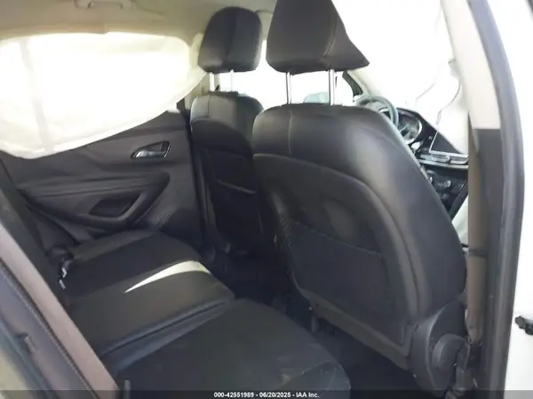 KL4CJASB3JB592587 2018 BUICK ENCORE - Image 8