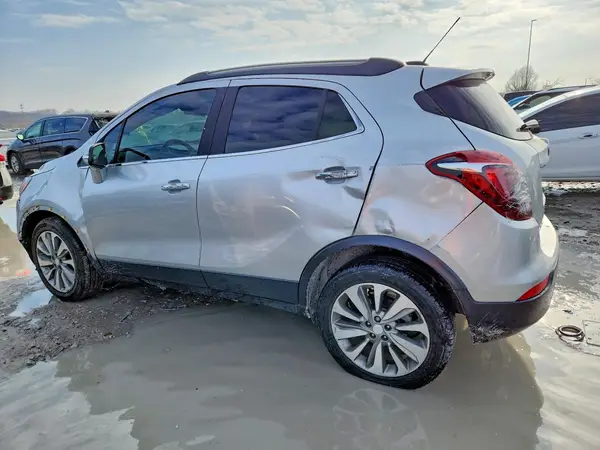 KL4CJASB3JB635891 2018 BUICK ENCORE - Image 2