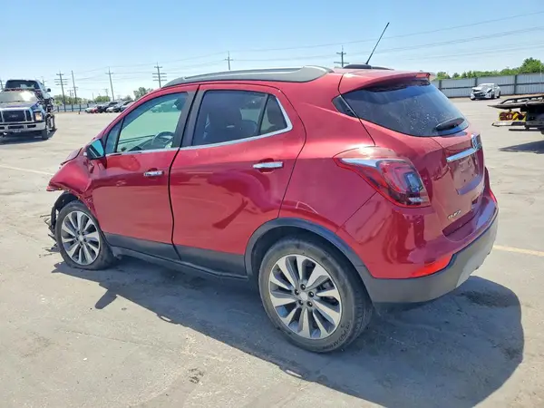 KL4CJASB3JB658233 2018 BUICK ENCORE - Image 2