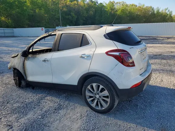 KL4CJASB3JB685836 2018 BUICK ENCORE - Image 2