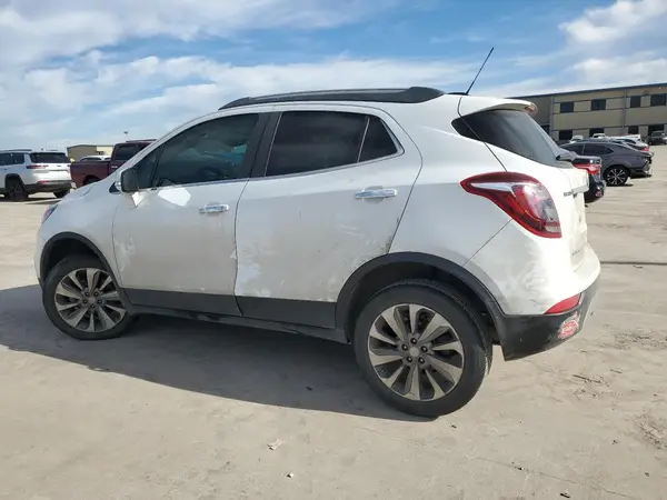 KL4CJASB3JB693824 2018 BUICK ENCORE - Image 2