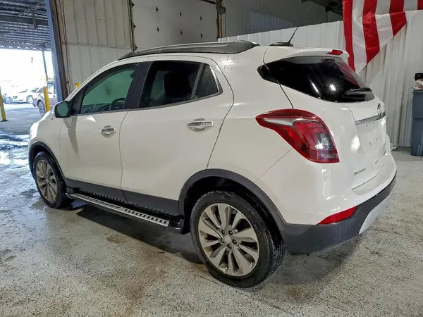 KL4CJASB3JB697730 2018 BUICK ENCORE - Image 2