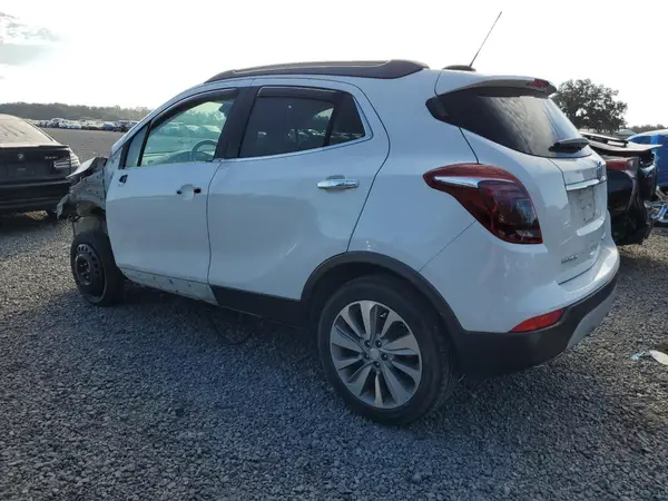 KL4CJASB3JB706748 2018 BUICK ENCORE - Image 2