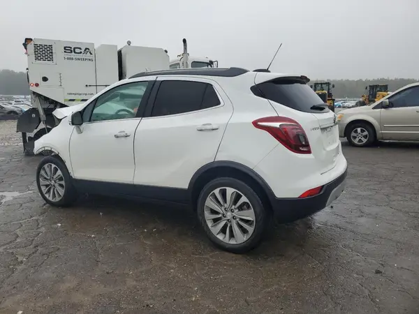 KL4CJASB3KB718528 2019 BUICK ENCORE - Image 2