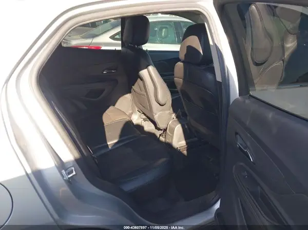 KL4CJASB3KB761458 2019 BUICK ENCORE - Image 8