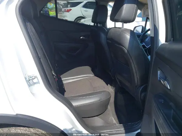 KL4CJASB3KB816104 2019 BUICK ENCORE - Image 8
