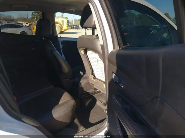 KL4CJASB3KB843769 2019 BUICK ENCORE - Image 8