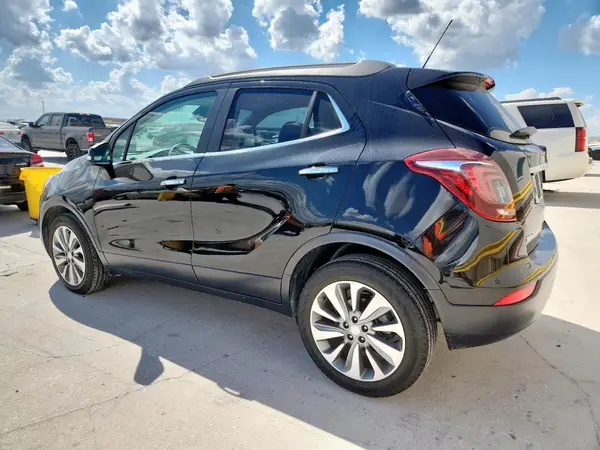 KL4CJASB3KB888405 2019 BUICK ENCORE - Image 2