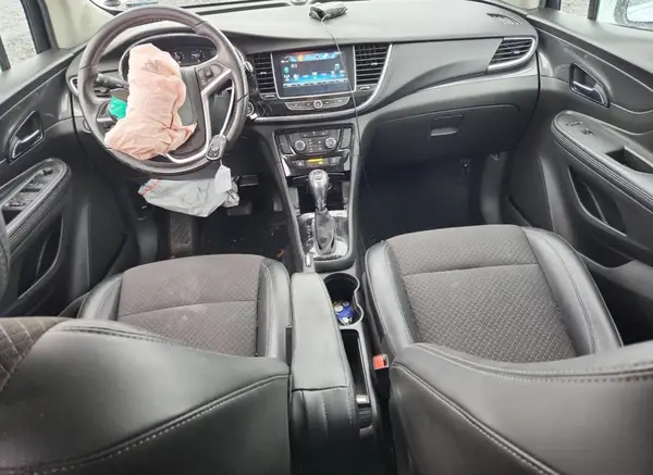 KL4CJASB3MB304636 2021 BUICK ENCORE - Image 8
