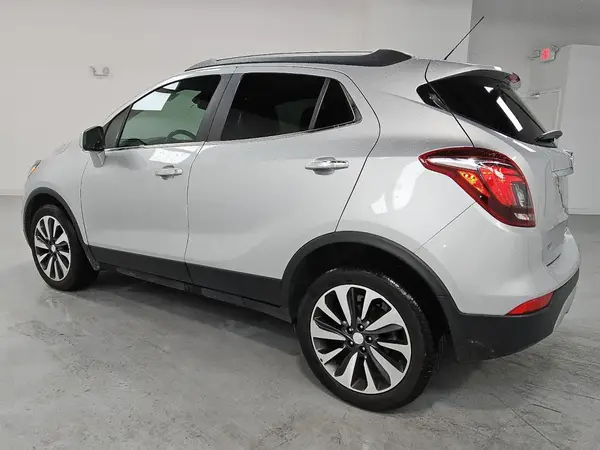 KL4CJASB3MB313546 2021 BUICK ENCORE - Image 2