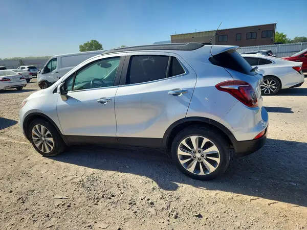 KL4CJASB4HB061179 2017 BUICK ENCORE - Image 2