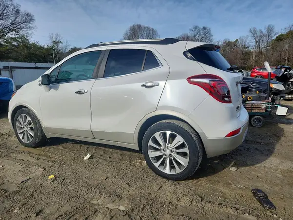 KL4CJASB4HB073218 2017 BUICK ENCORE - Image 2