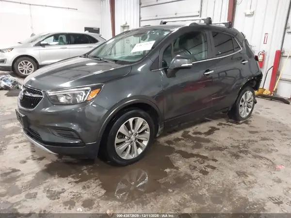 KL4CJASB4HB139329 2017 BUICK ENCORE - Image 2