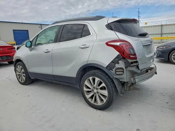KL4CJASB4HB176476 2017 BUICK ENCORE - Image 2