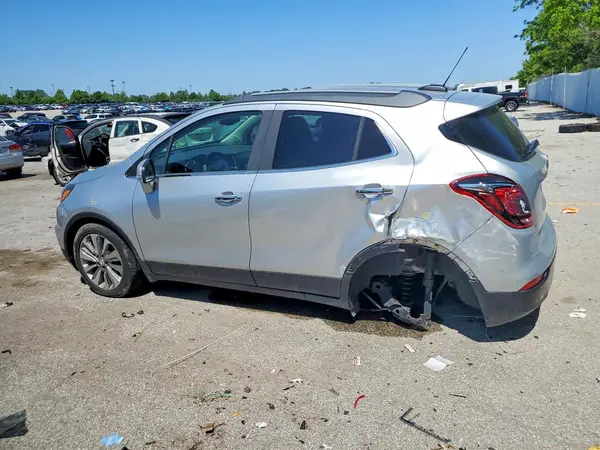 KL4CJASB4HB221898 2017 BUICK ENCORE - Image 2