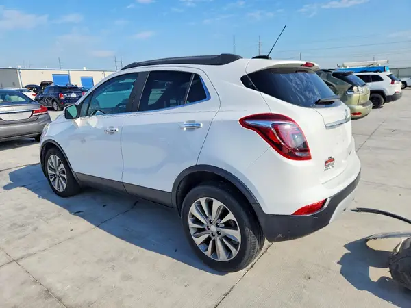 KL4CJASB4JB511371 2018 BUICK ENCORE - Image 2