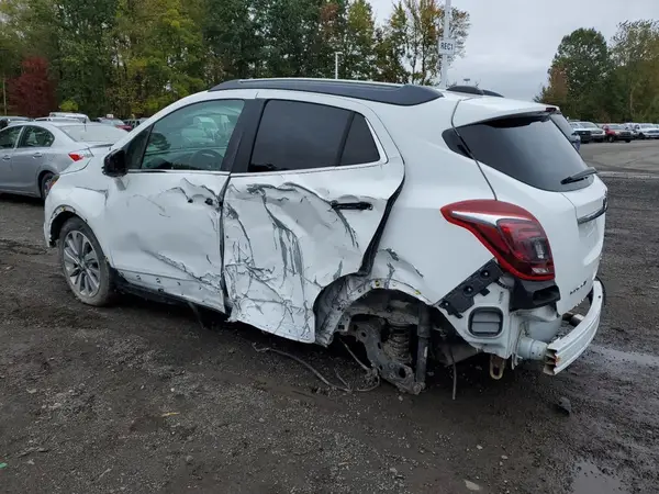 KL4CJASB4JB516568 2018 BUICK ENCORE - Image 2