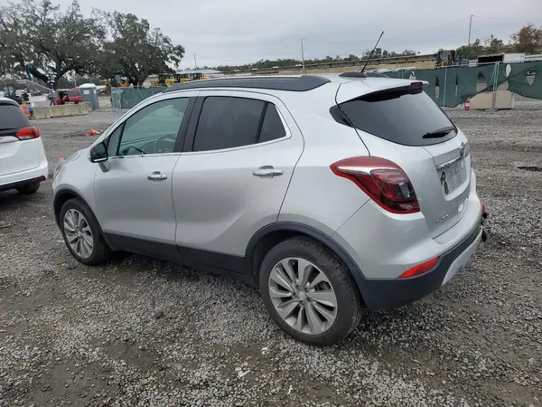 KL4CJASB4JB526002 2018 BUICK ENCORE - Image 2